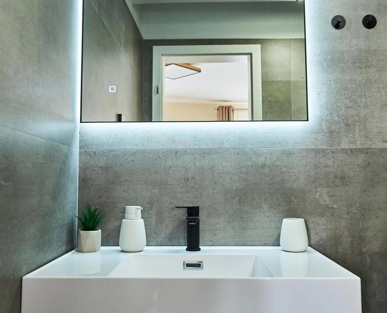 Rnr Apartments Buzet Croazia