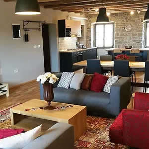  Apartman Isobel
